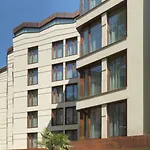 Hotel Leonardo Boutique Center 4*
