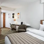 Hotel Leonardo Boutique Center