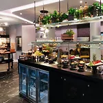 Otel Leonardo Boutique Center