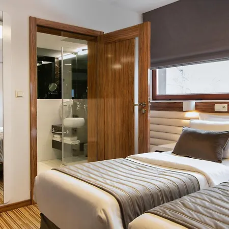 Leonardo Boutique Center Krakau