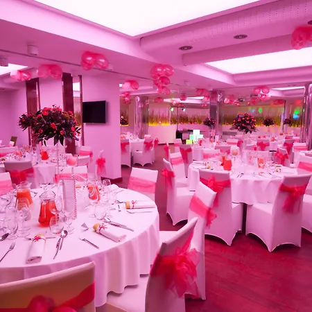 Leonardo Boutique Center Krakau