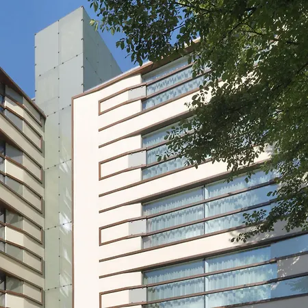 Leonardo Boutique Center 4*