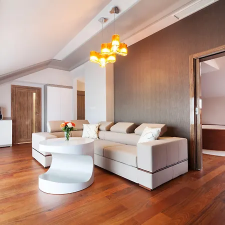 Leonardo Boutique Center 4* Krakau