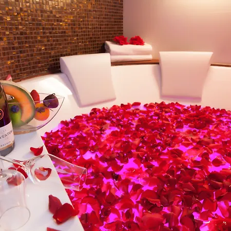 Otel Leonardo Boutique Center