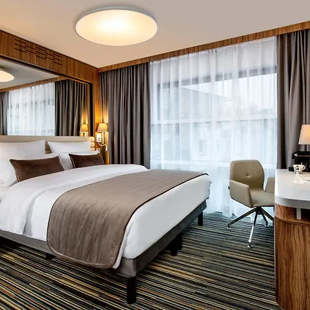 Leonardo Boutique Center 4*