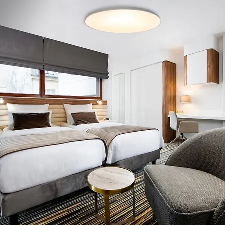 Hotel Leonardo Boutique Center