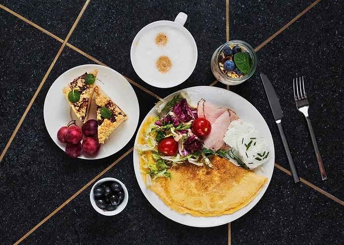 Leonardo Boutique Center