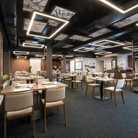 Leonardo Boutique Center Отель Краков