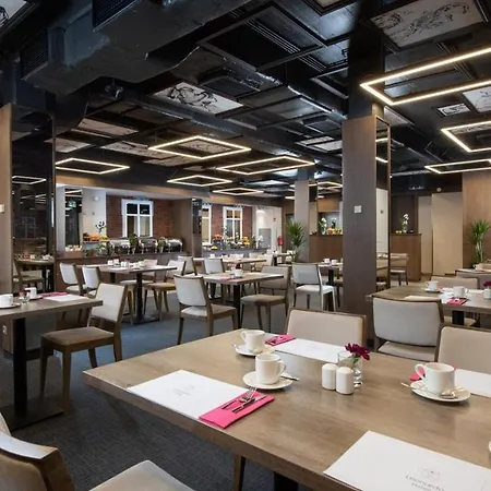 Leonardo Boutique Center 4*